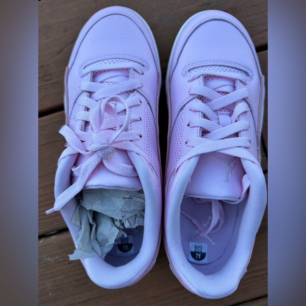 Jordan Flight - Women's Pastel Pink Low-Top Sneakers - Picture 4 of 8